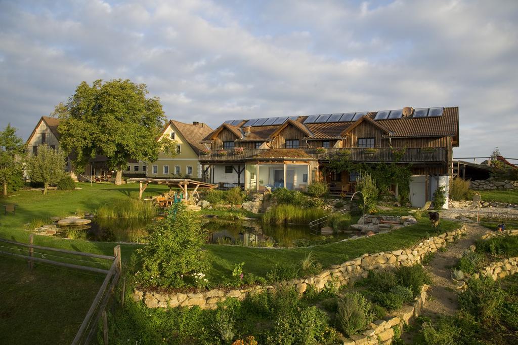 Biohof Ebenbauer Hotel Waidhofen an der Ybbs Bagian luar foto